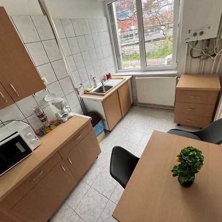 تيميشورا Apartment 2 Camere Centru Piata 700 المظهر الخارجي الصورة